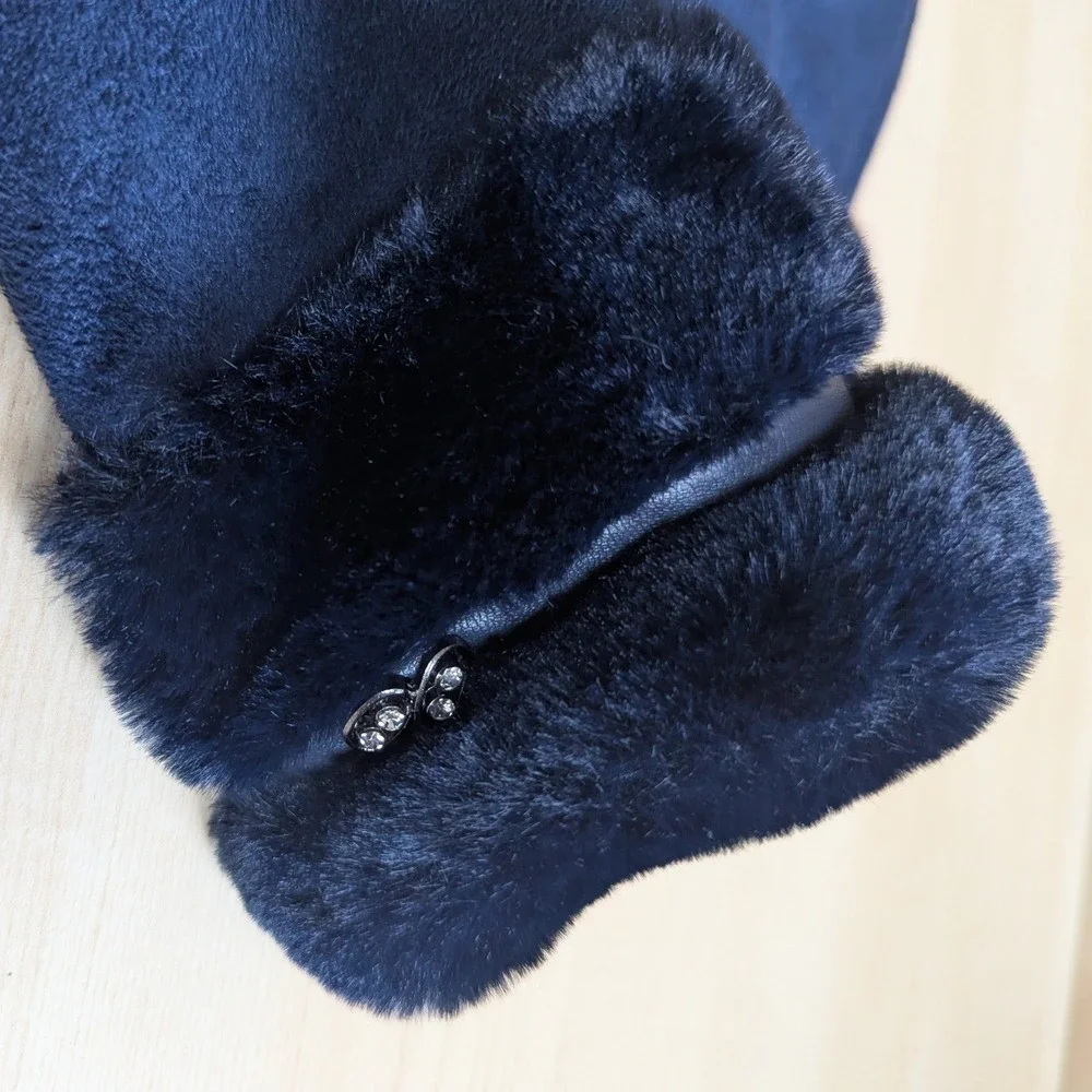 Navy Blue Faux Suede Gloves with Faux Fur Cuffs and Rhinestone Charm NWOT